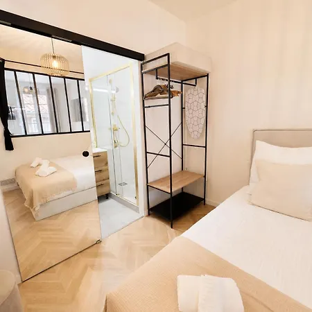 Апартаменти Collection Prestige, T3, 6p, Ac, Coeur Vieil Антіб